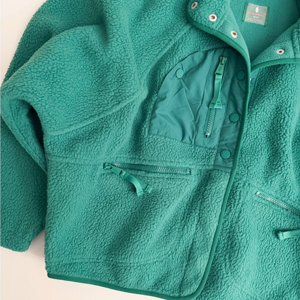 NWOT FP Movement Hit the Slopes Fleece Jacket in Green Glow - Picture 5 of 9